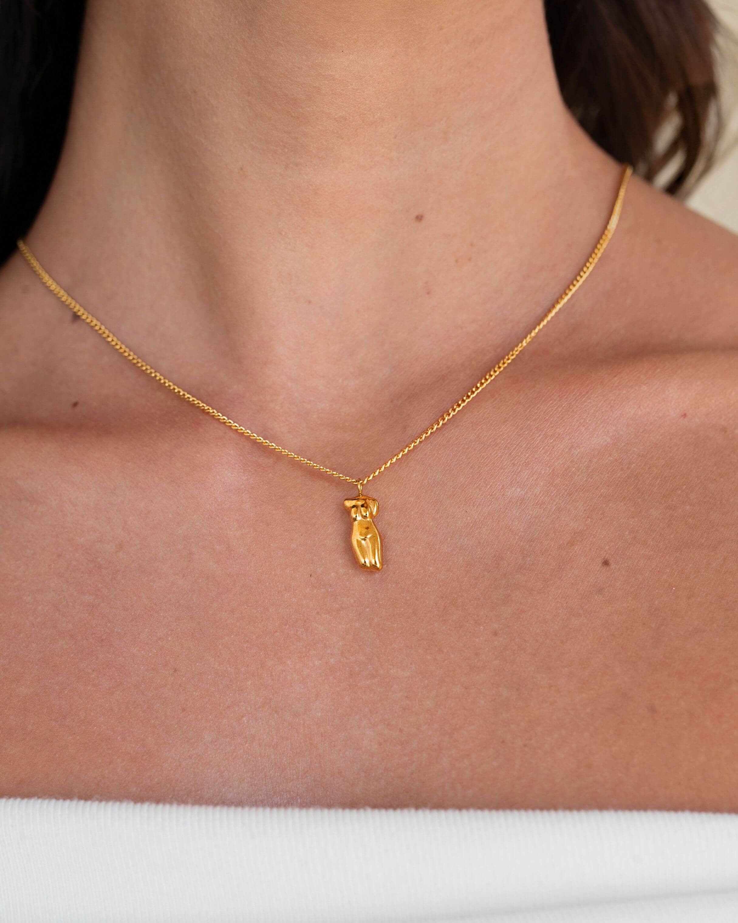 APHRODITE MUSE NECKLACE